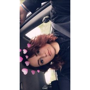 Meet your Posher, Kaitlinn